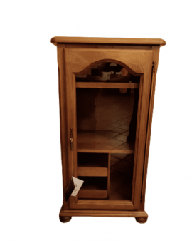 vitrina auxiliar para salón en madera maciza modelo Campagnard