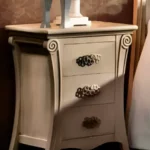 mesa de noche clásica petra mueblestilo