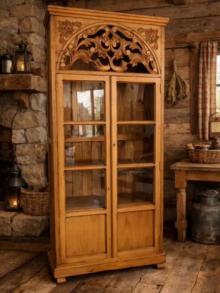 vitrina rústica tallada de puertas acristaladas mueblestilo