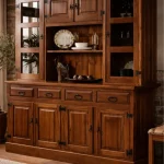 vitrina rústica con altillo y platero mueblestilo